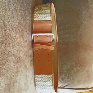 Wide belt
